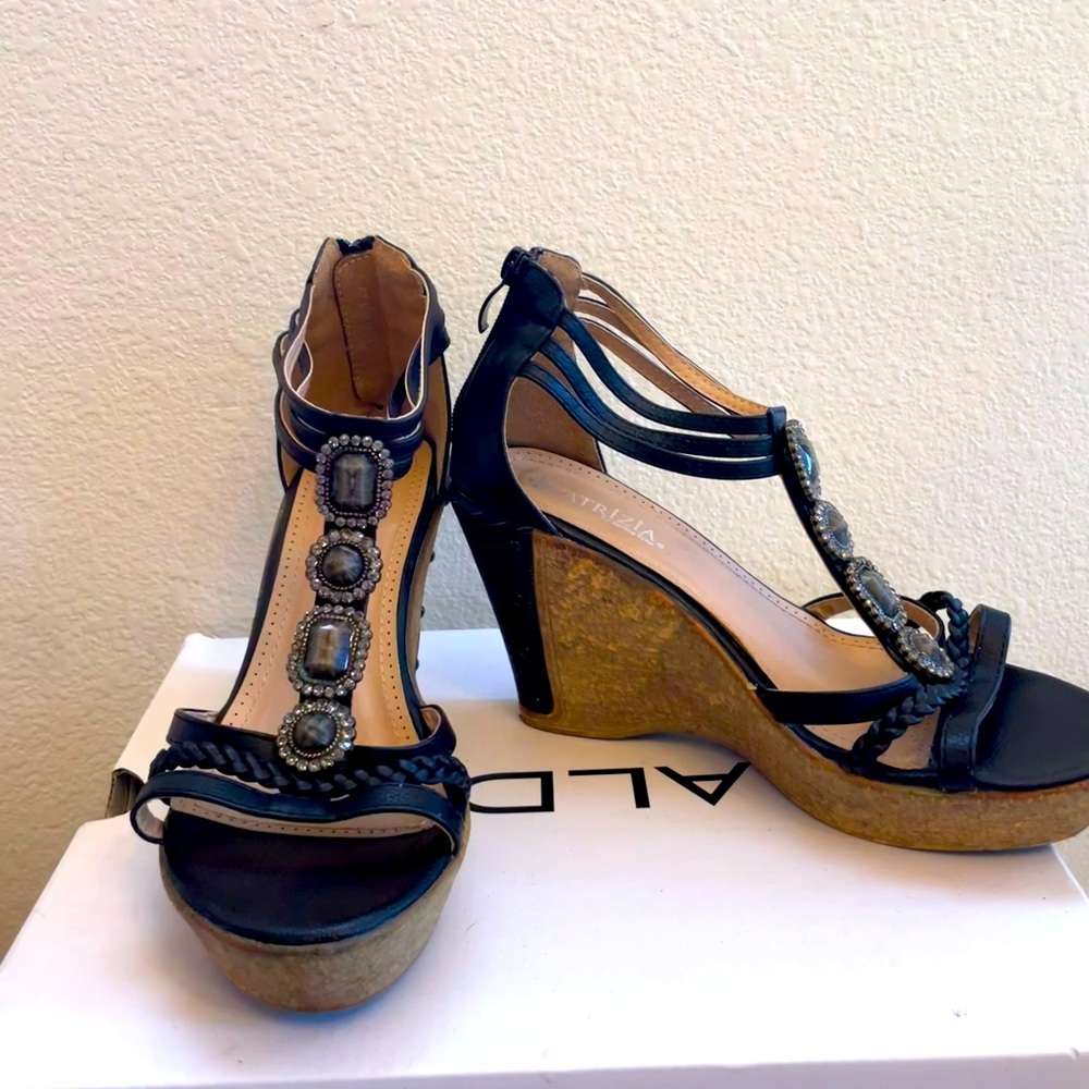 Strappy gem stone wedges